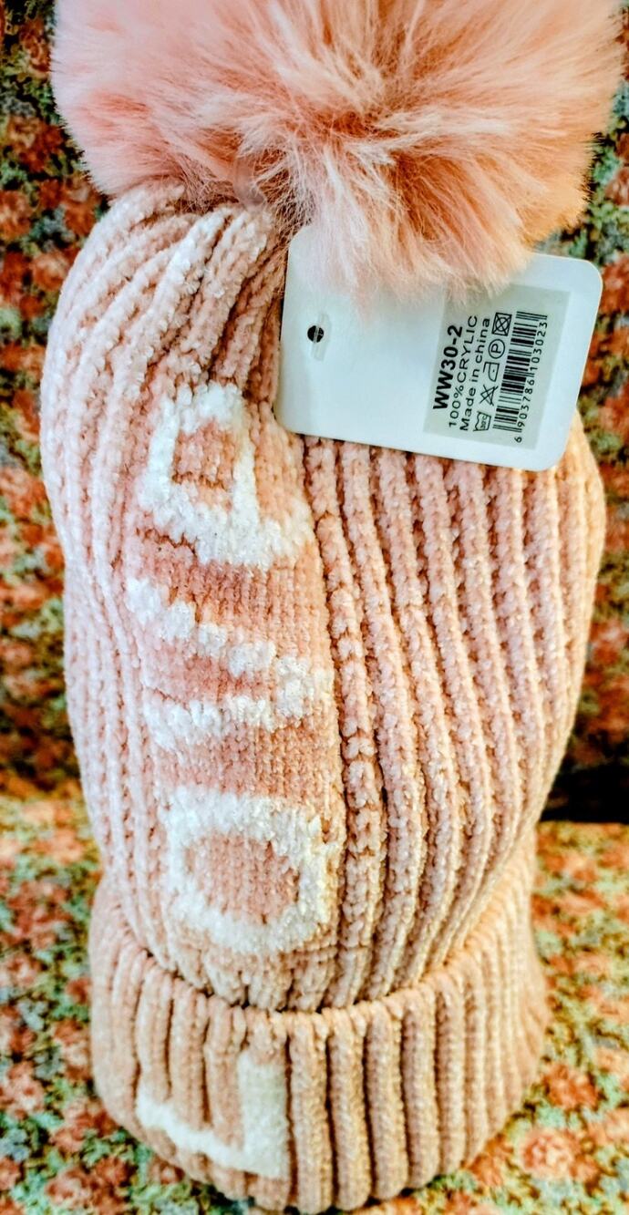 NWT Pink Fizzy Fleece Lined Beanie Hat LOVE